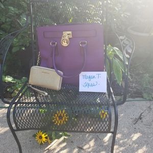 Michael Kors Hamilton Tote with free wallet